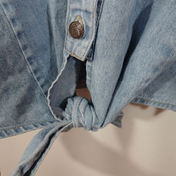 Vintage Denim Button Front Tie Top - Picture 8 of 9